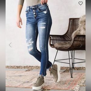 NWT Vervet Parkside Haylie Button Fly Skinny Jeans - 18